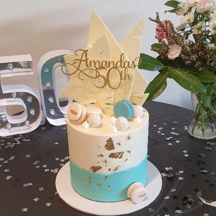 Highlights, Sargent's Cakes
