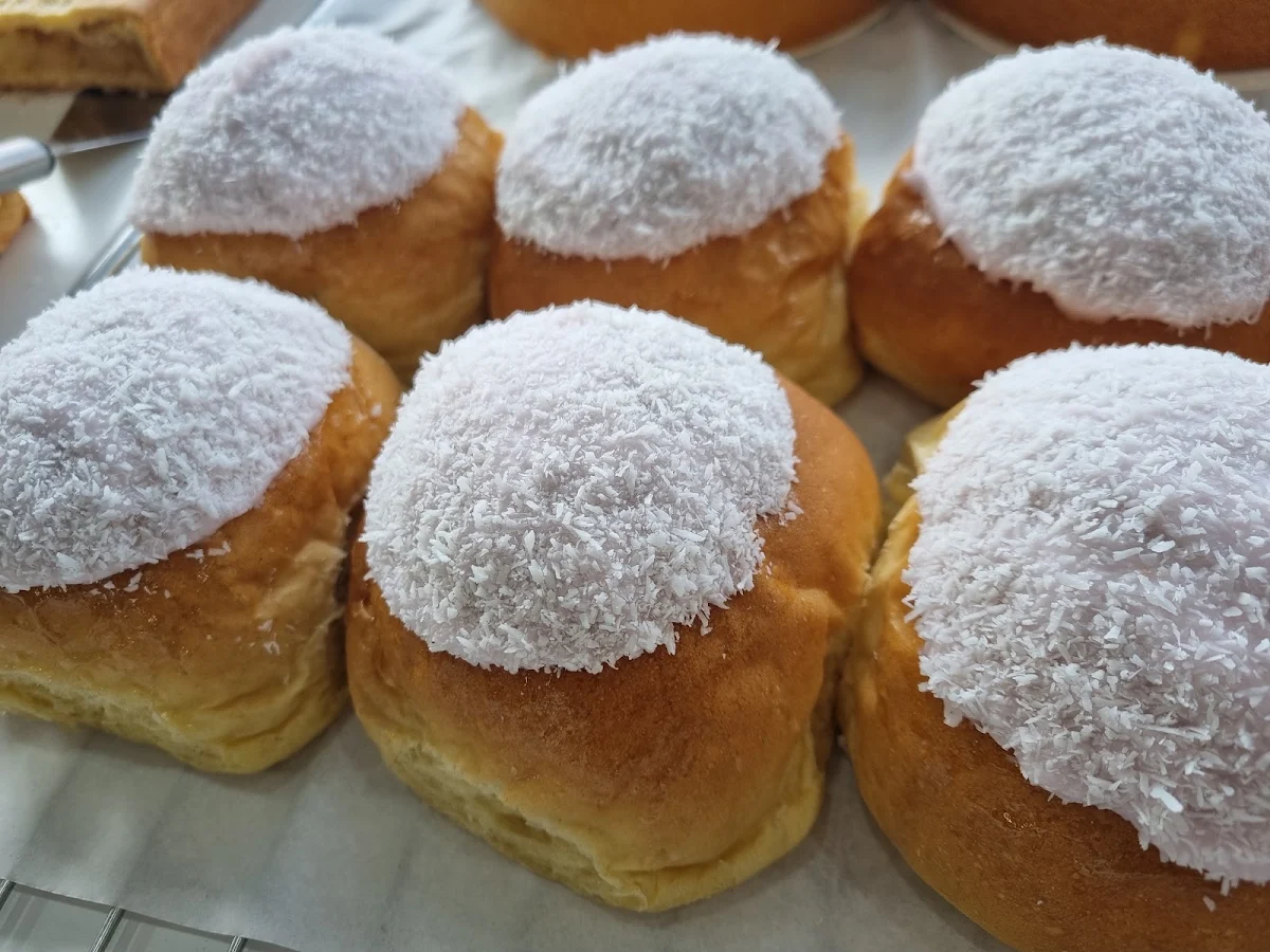 Highlights, Sargent's Cakes