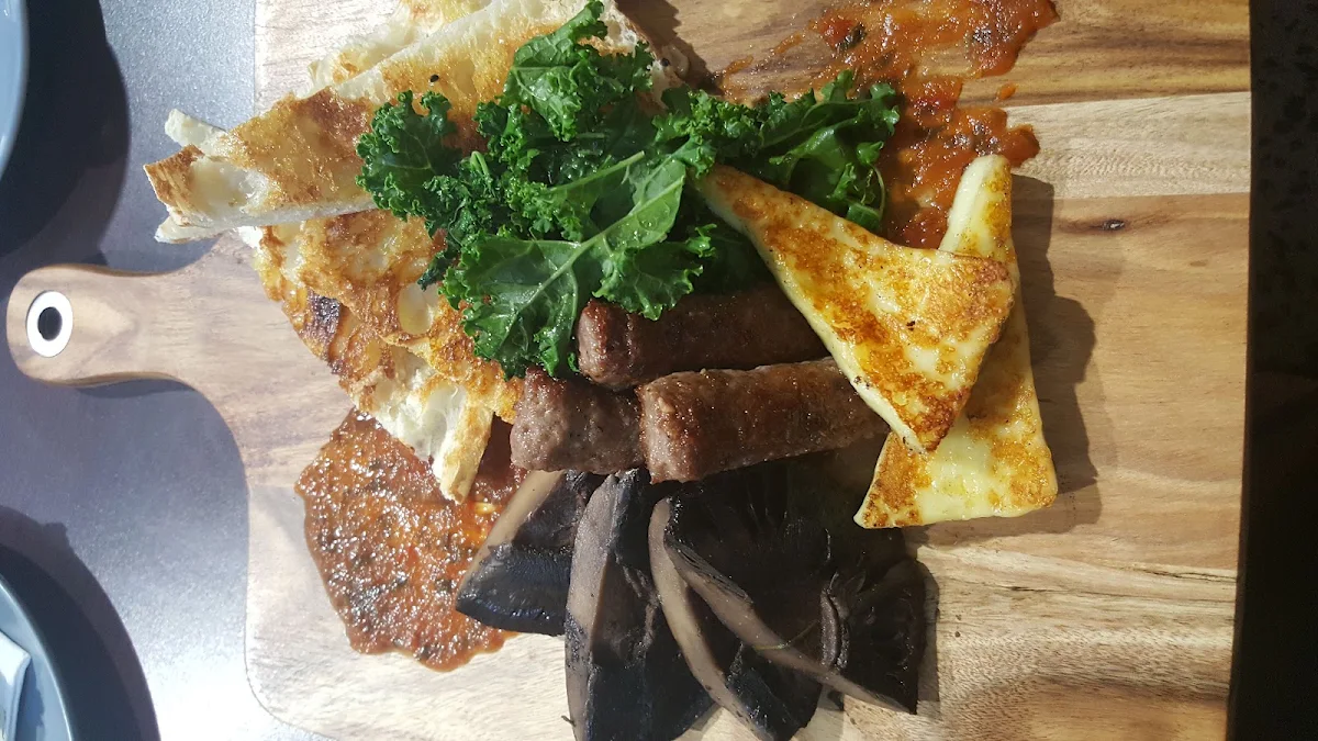 Halloumi, Extraction Artisan Coffee