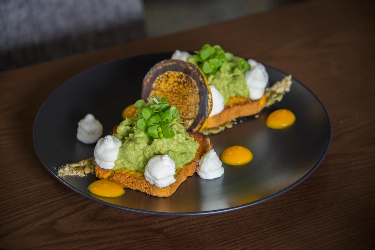 Smashed Avo, Extraction Artisan Coffee