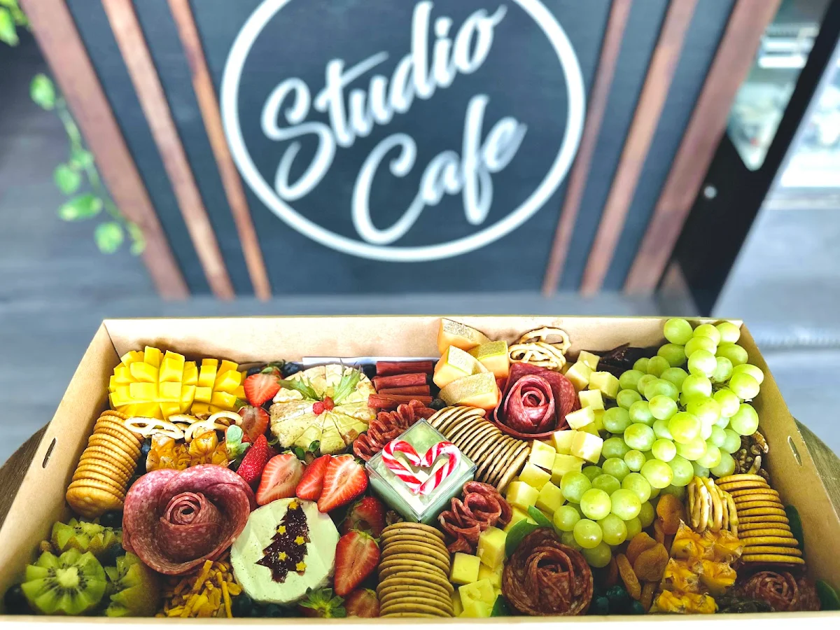 Highlights, Studio Cafe Innisfail