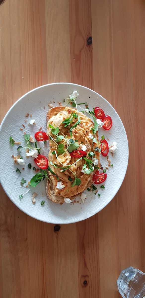 Chilli Scrambled Eggs