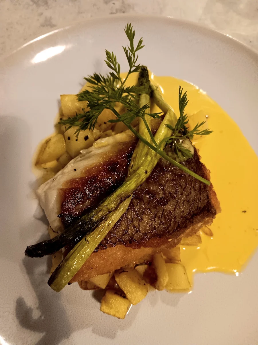 Snapper, Bistro129