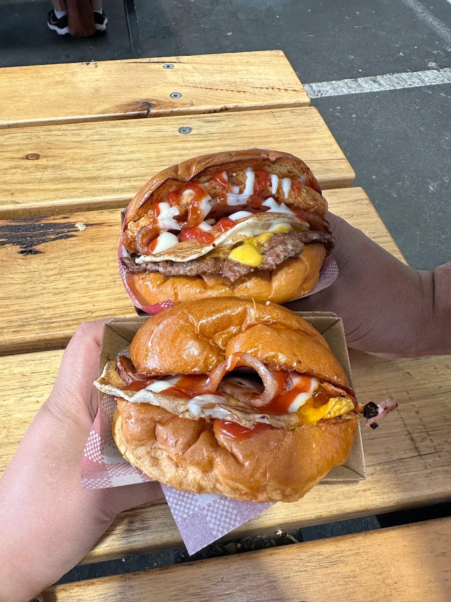 Highlights, Juicey Brucey Burgers