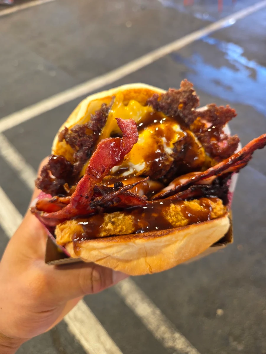 Highlights, Juicey Brucey Burgers