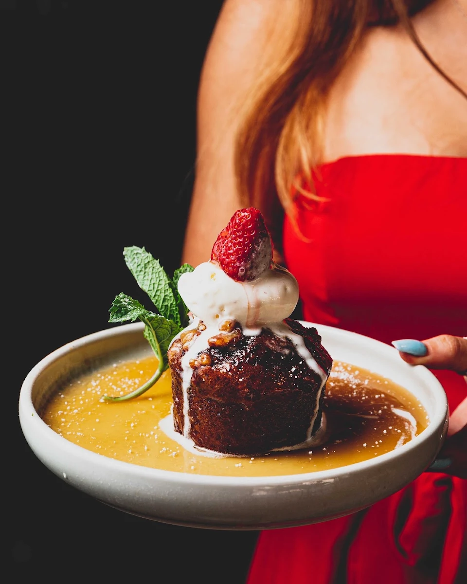 Sticky Date Pudding