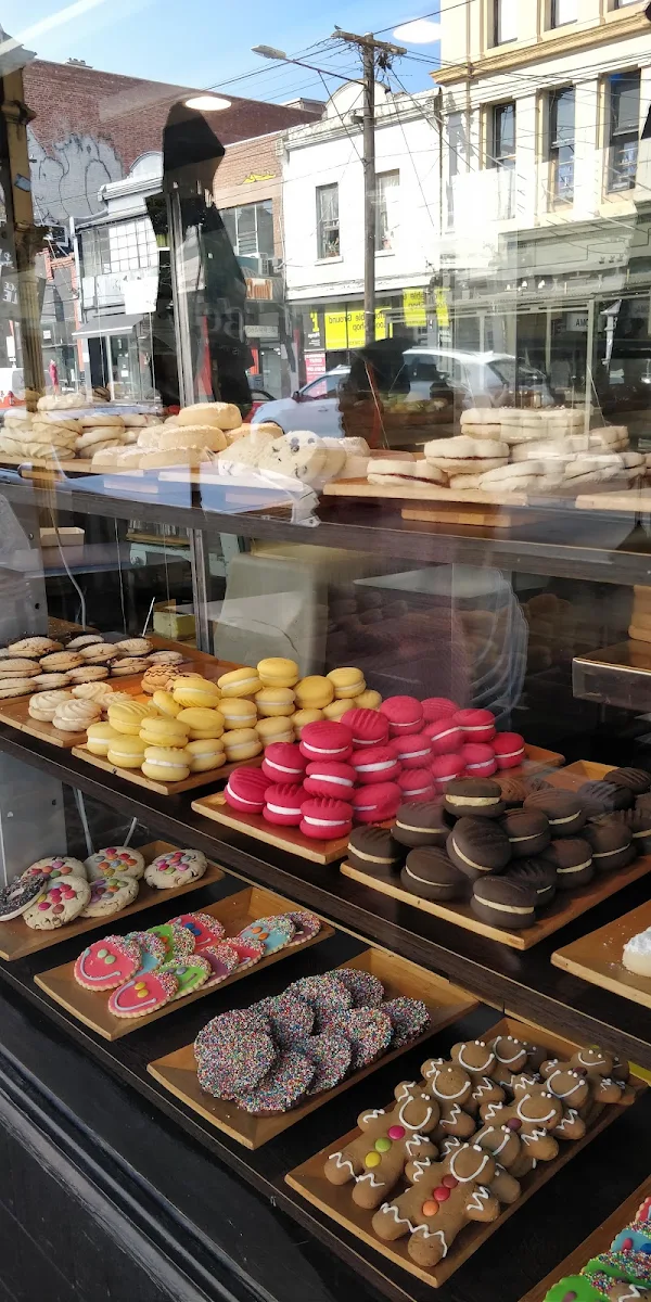 Macaroons, Le Gourmet Cakes