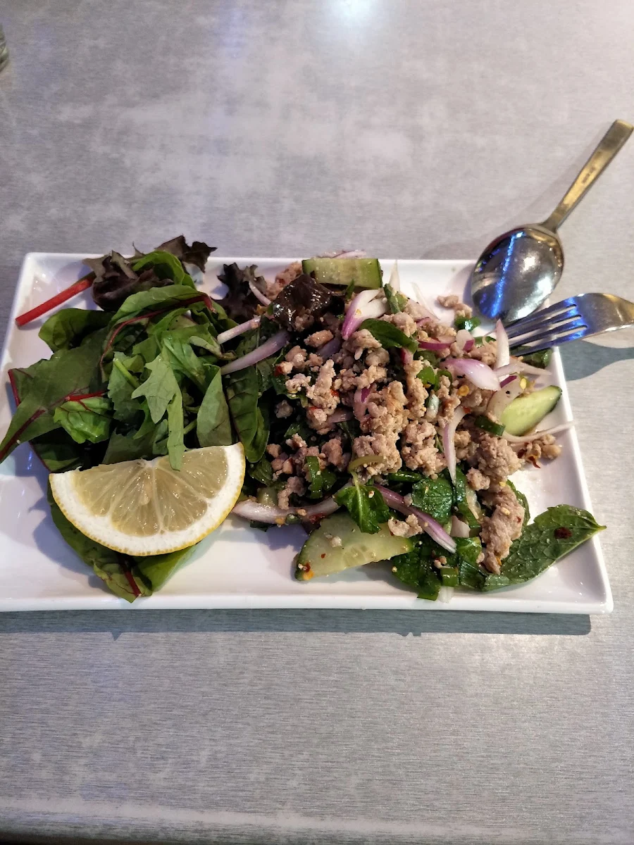 Larb Gai