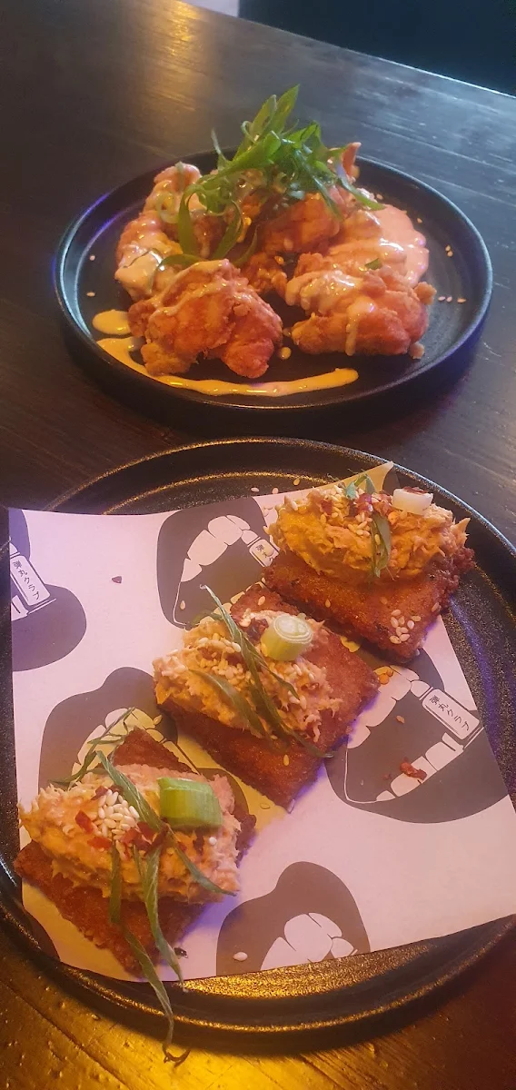 Spicy Tuna Rice Cakes