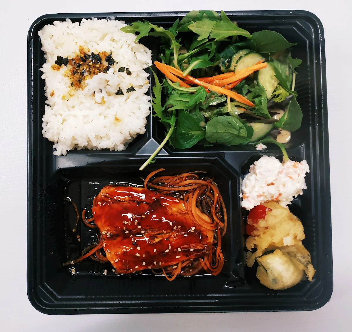 Bento Salmon Teriyaki