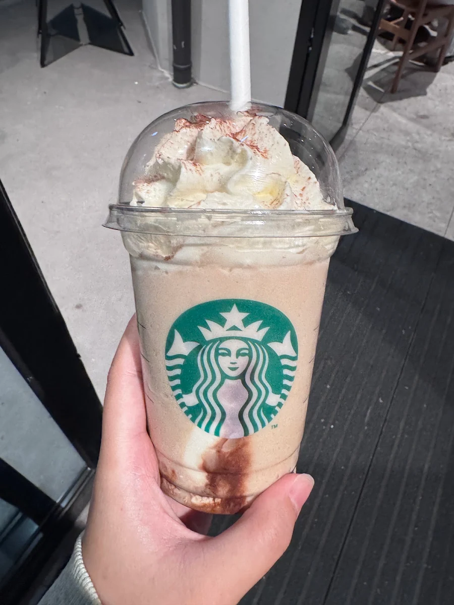 Highlights, Starbucks Waurn Ponds