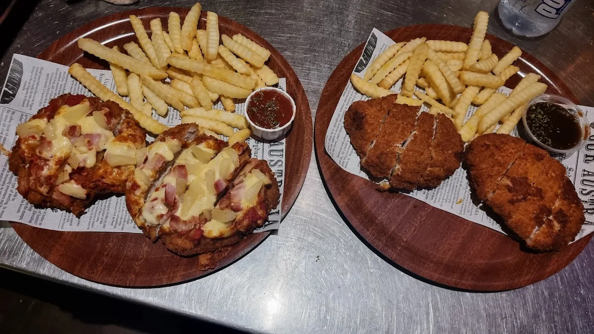 Highlights, The Downunder Bar
