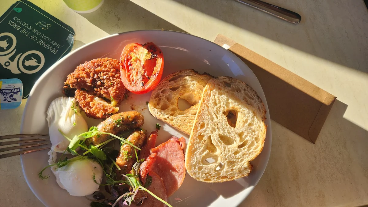 Big Breakfast, The Summit Cafe