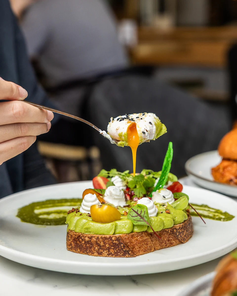 Smashed Avocado, 7th Heaven Cafe Sutherland