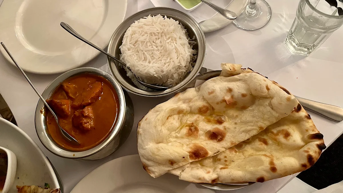 Butter Chicken Garlic Naan