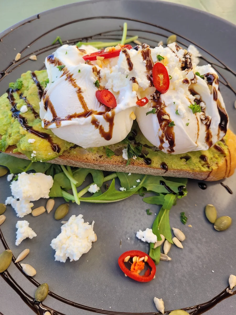 Smashed Avo, Cafe Fleur