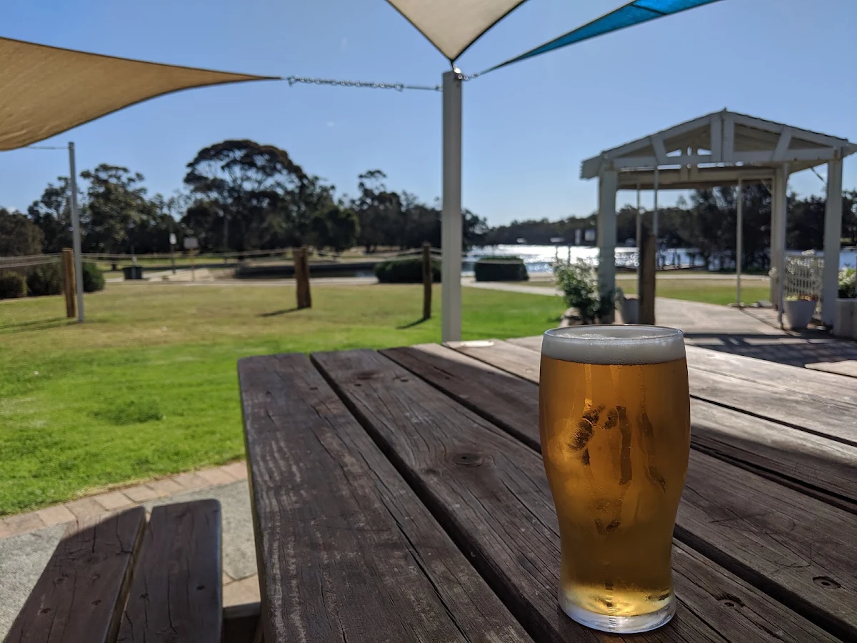 Beer, Jetty's Bar And Grill