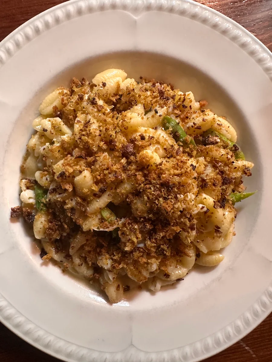 Strazzopreti, Pino Vino e Cucina Alexandria