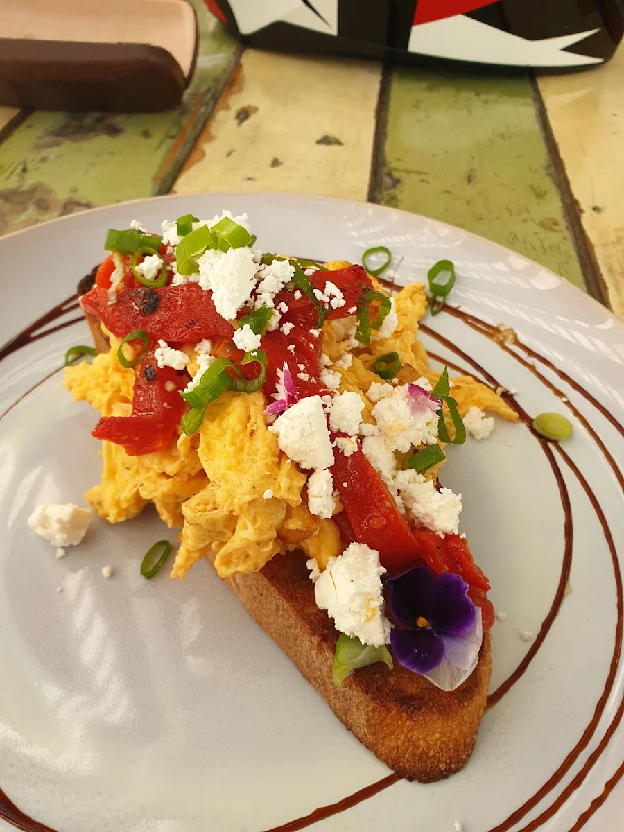 Chilli Scrambled Eggs