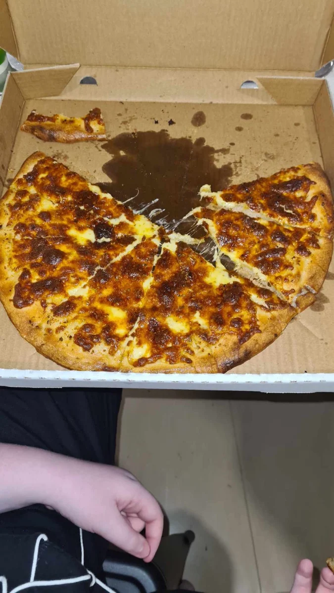 Garlic Cheese Pizza