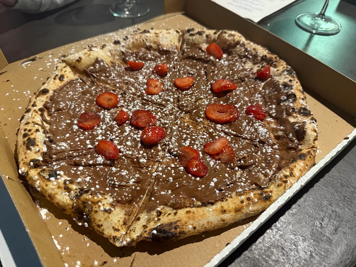 Nutella Pizza