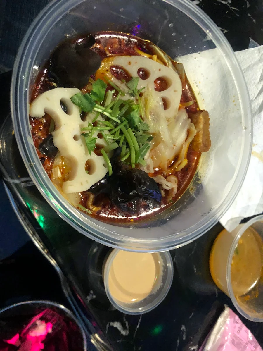Highlights, Cloud 8 Karaoke 云八卡拉OK