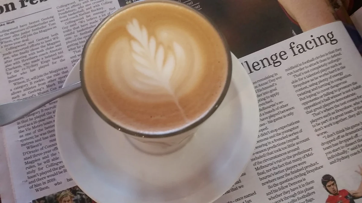 Caffe Latte, A Minor Place.
