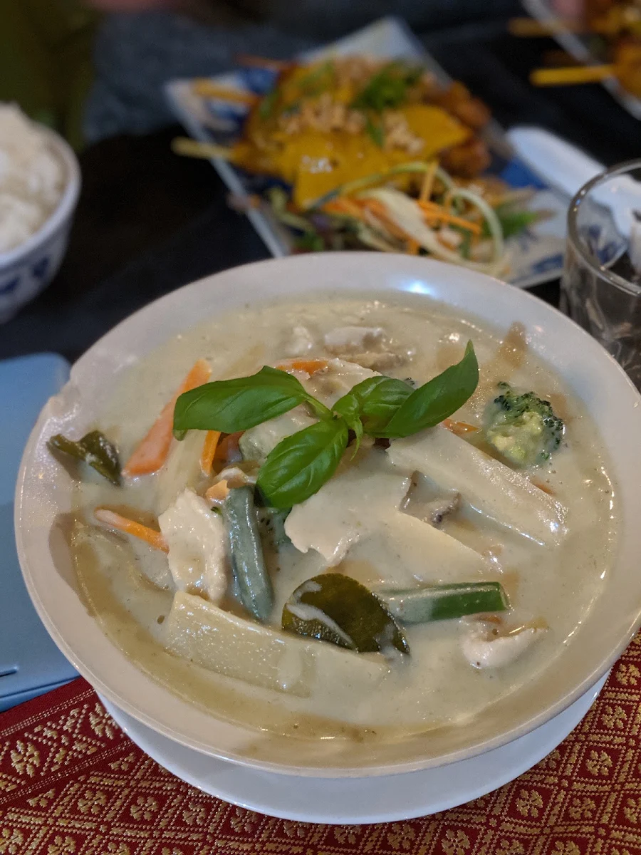 Chicken Green Curry