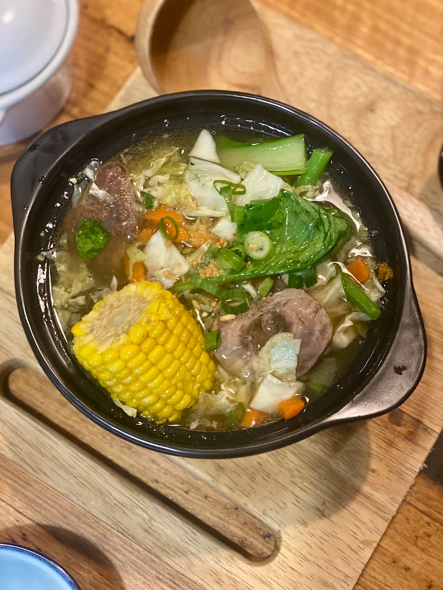 Sizzling Bulalo with Steamed Rice