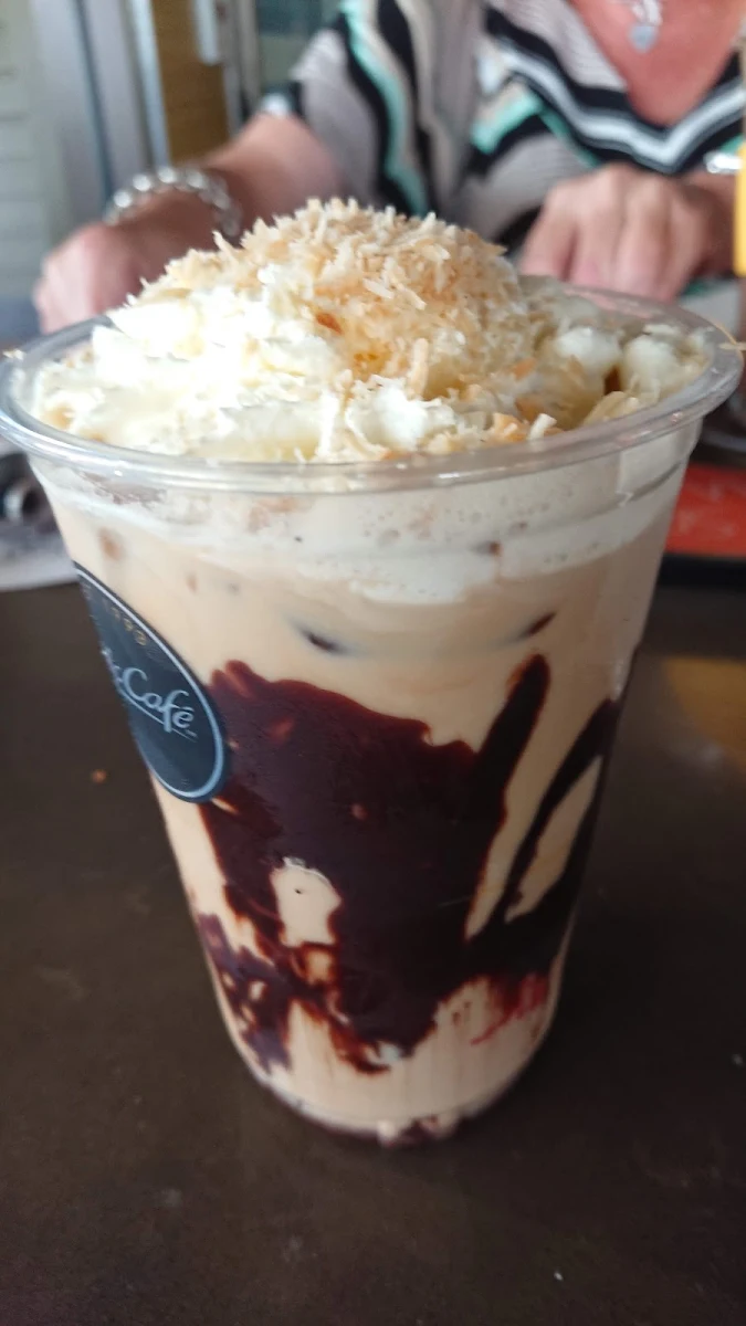 Eiskaffee, McDonald's Warwick