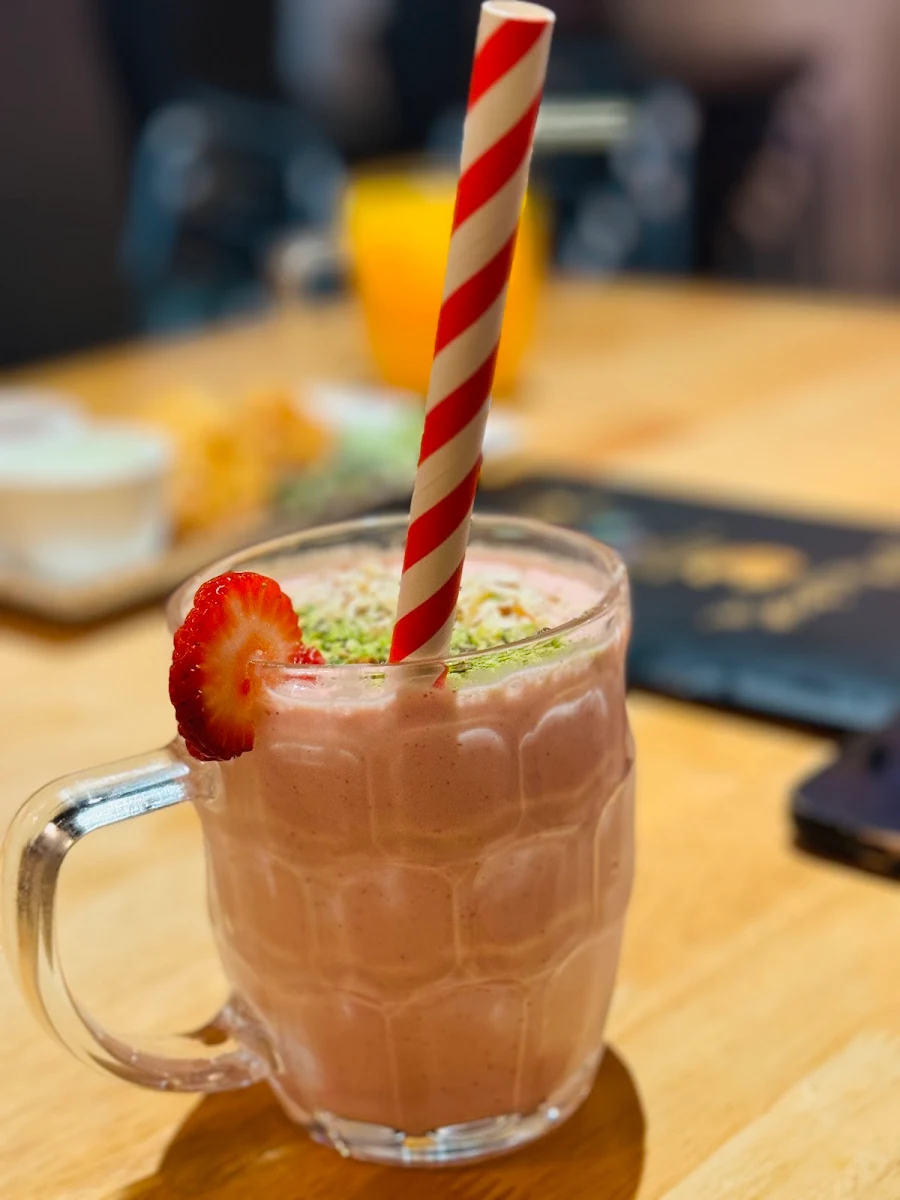 Strawberry Shake