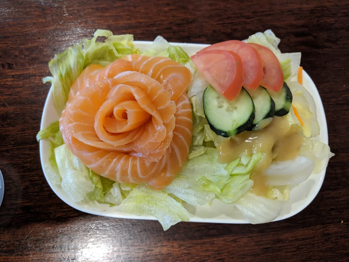 Salmon Sashimi Salad