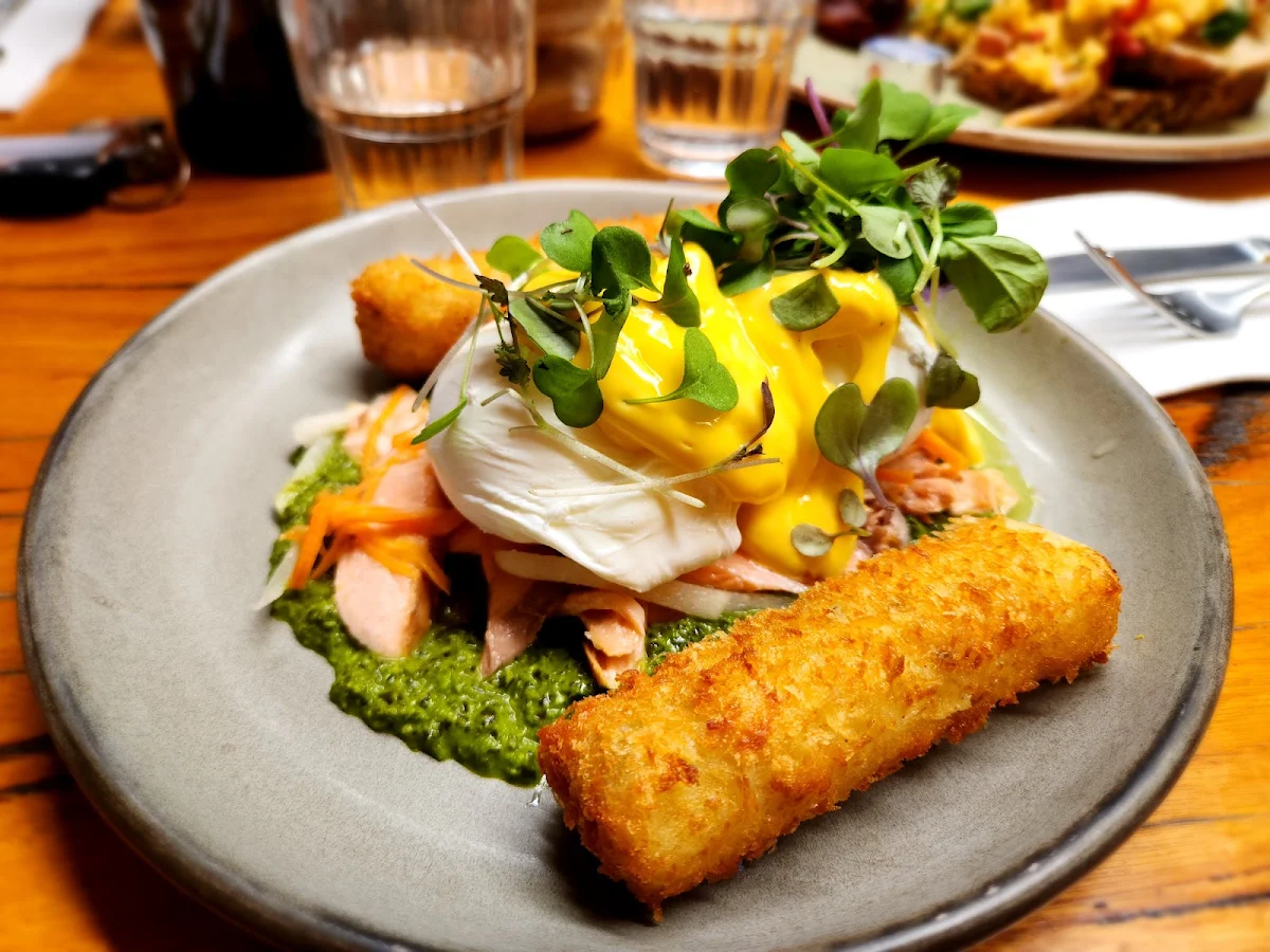 Smoked Salmon Benedict