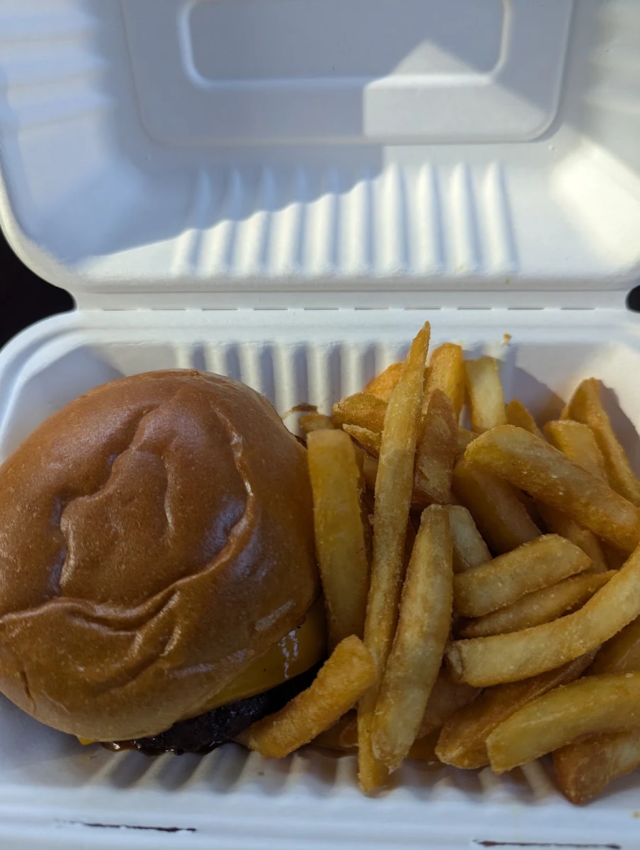 Classic Cheeseburger