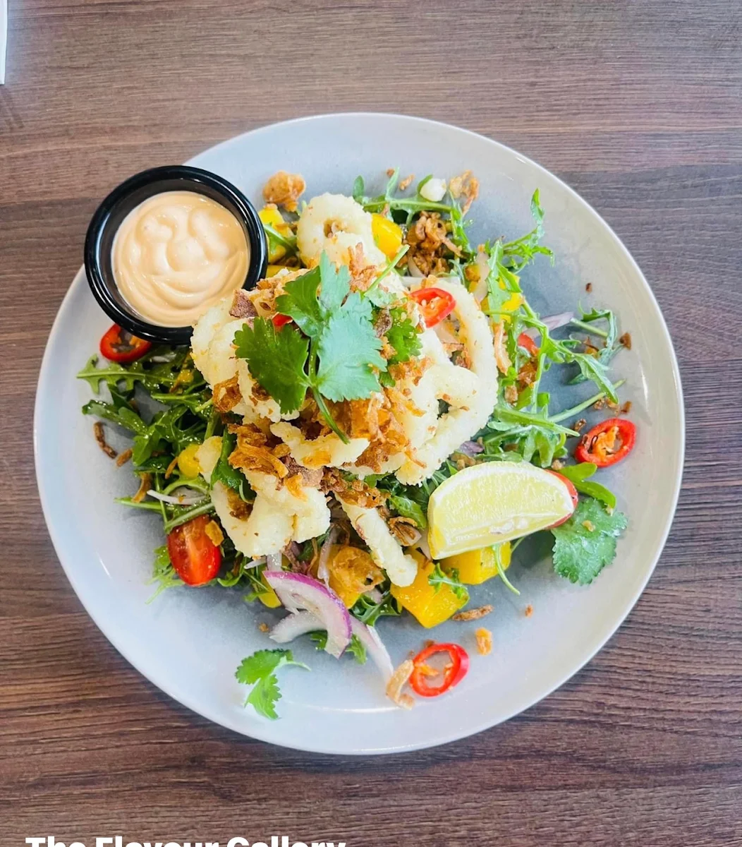 Fried Calamari Salad