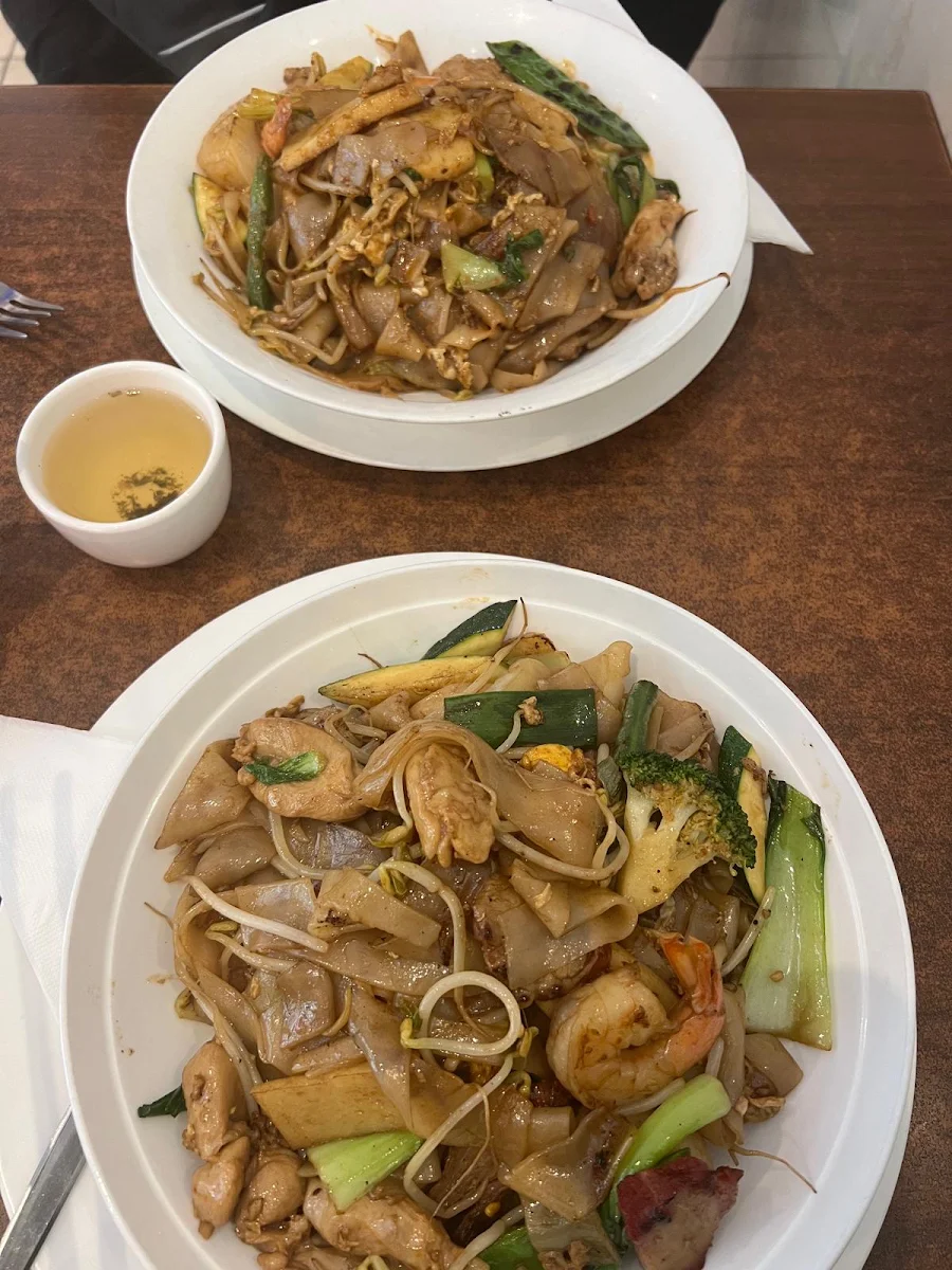 Beef Chow Ho-Fun