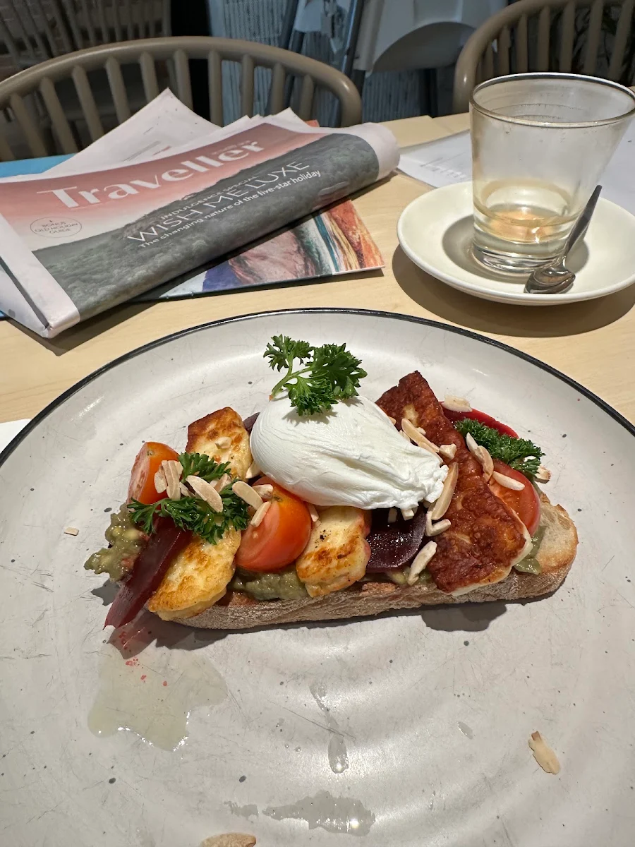 Highlights, Cora Espresso