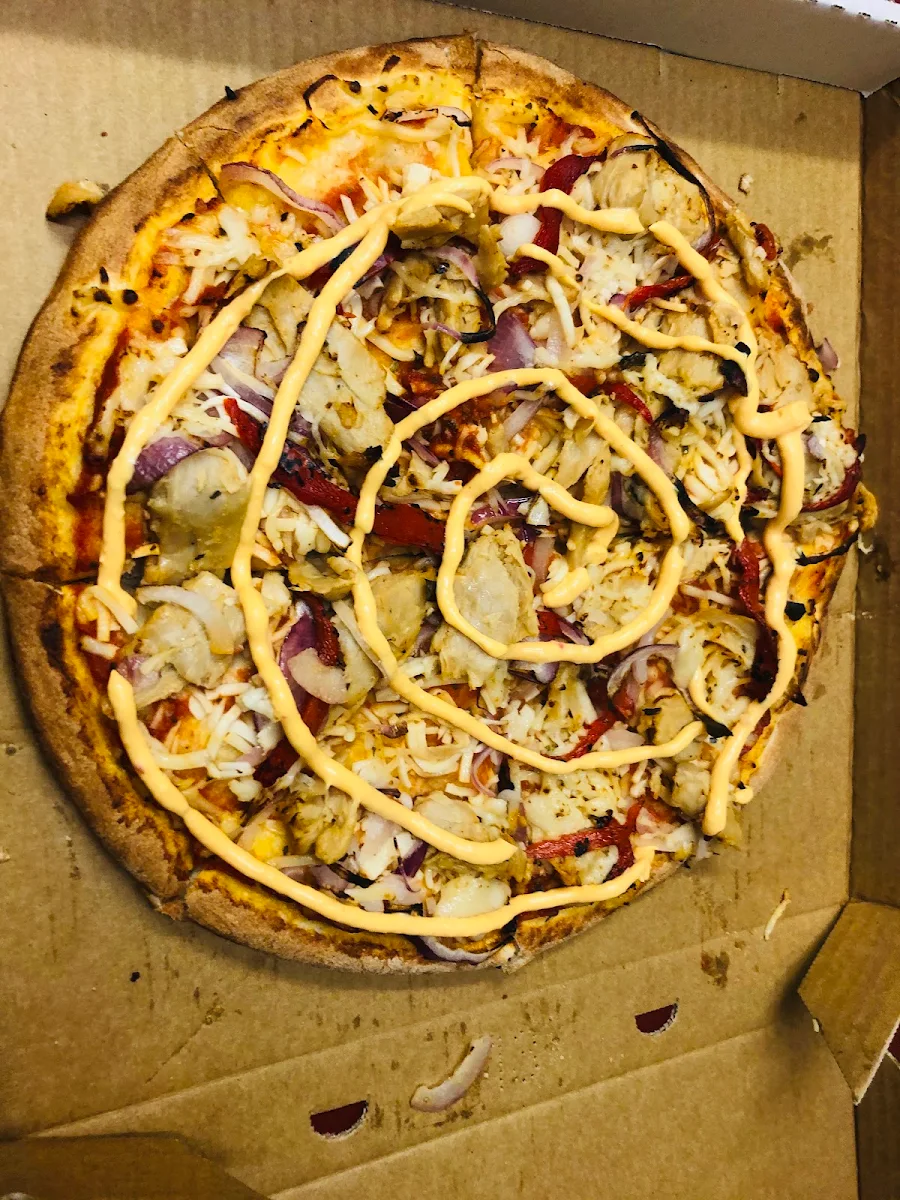 Vegan Peri Peri Chicken Pizza