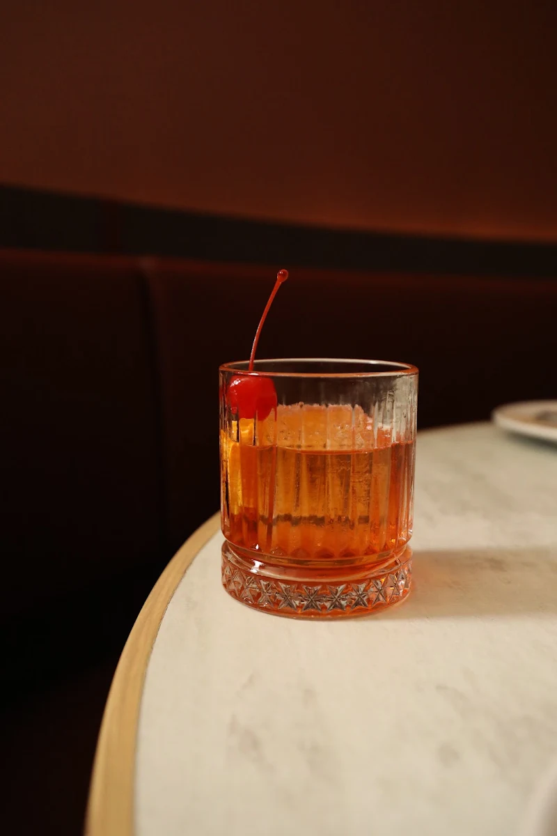 Old Fashioned, Bronte Belo City