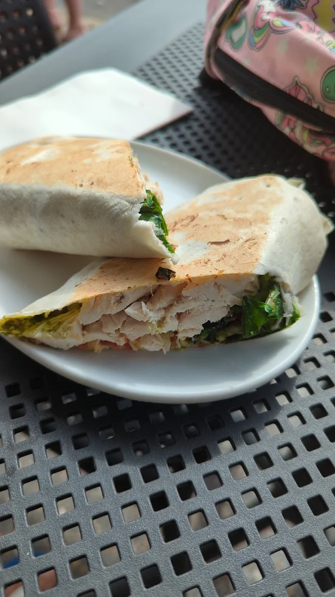 Grilled Chicken Pesto Wrap