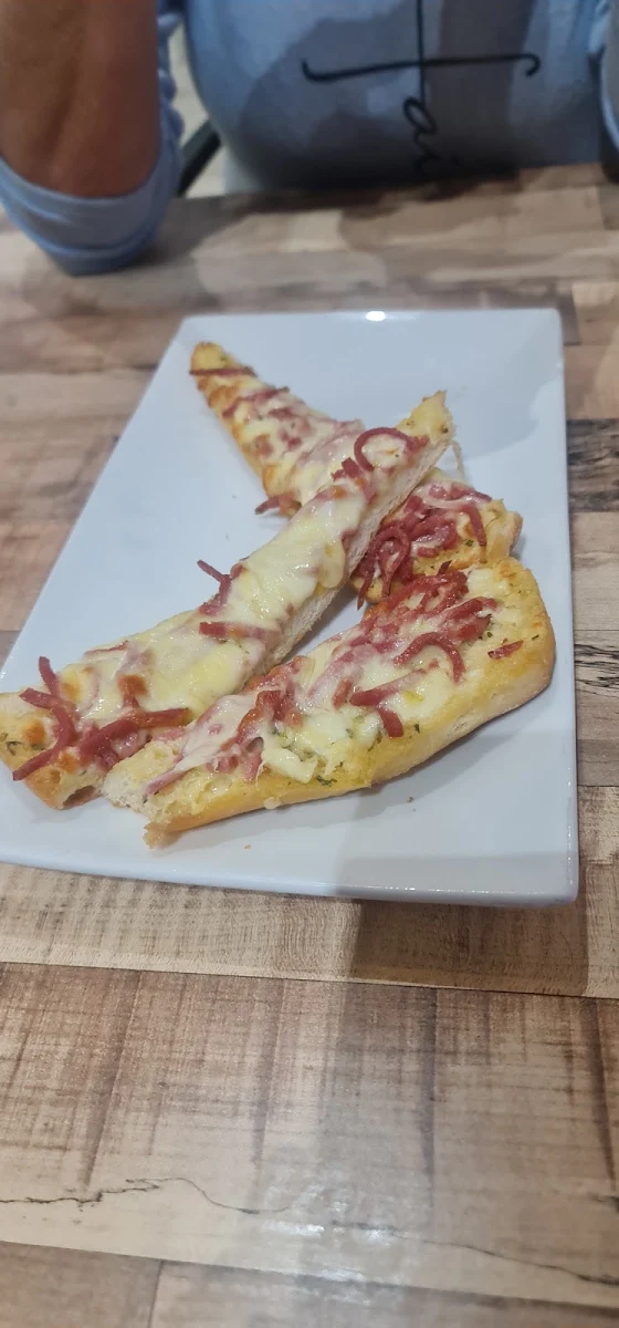 Cheesy Garlic Bread