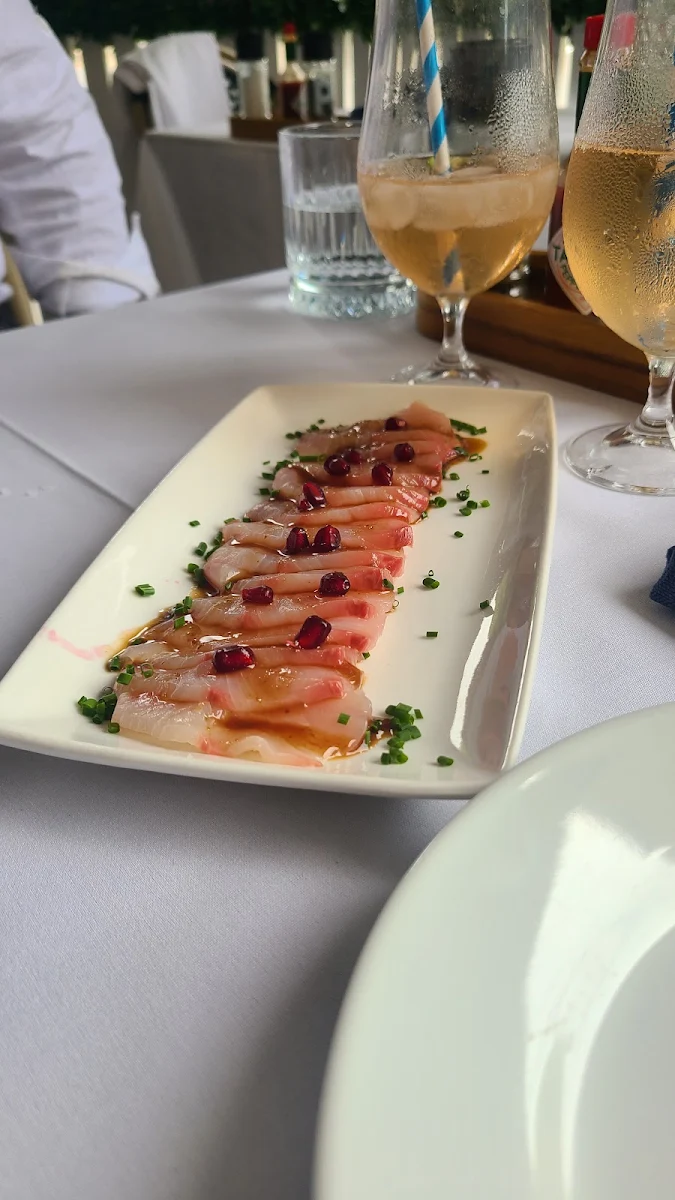 Kingfish, Blu Oyster Co