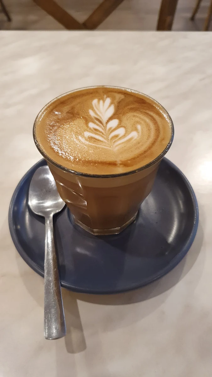 Flat White, Ariel's Warrawong