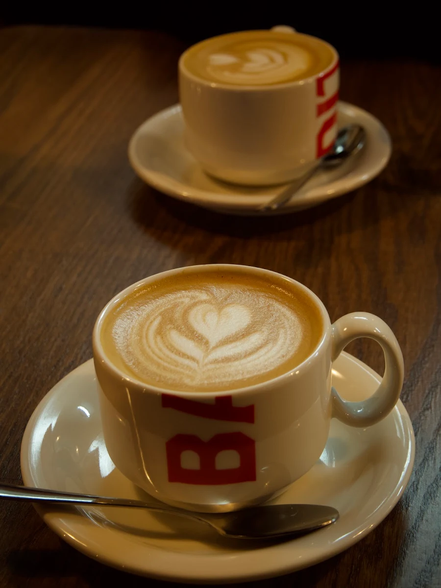 Flat White, Bottega Bandito James Pl