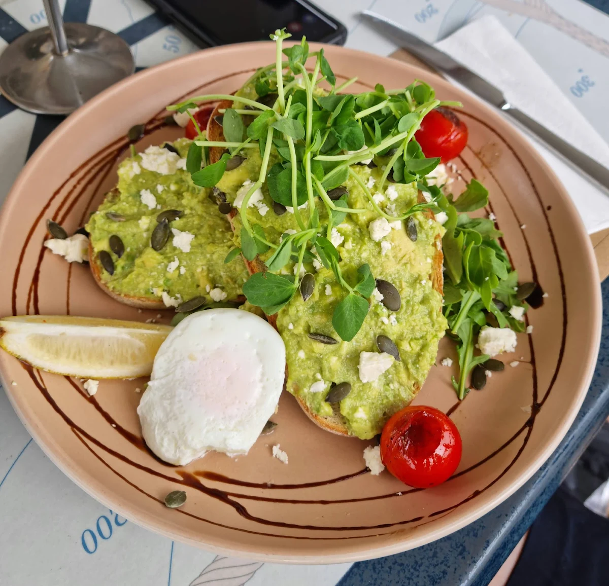 Smashed Avocado, Flinders Seafood & Bar