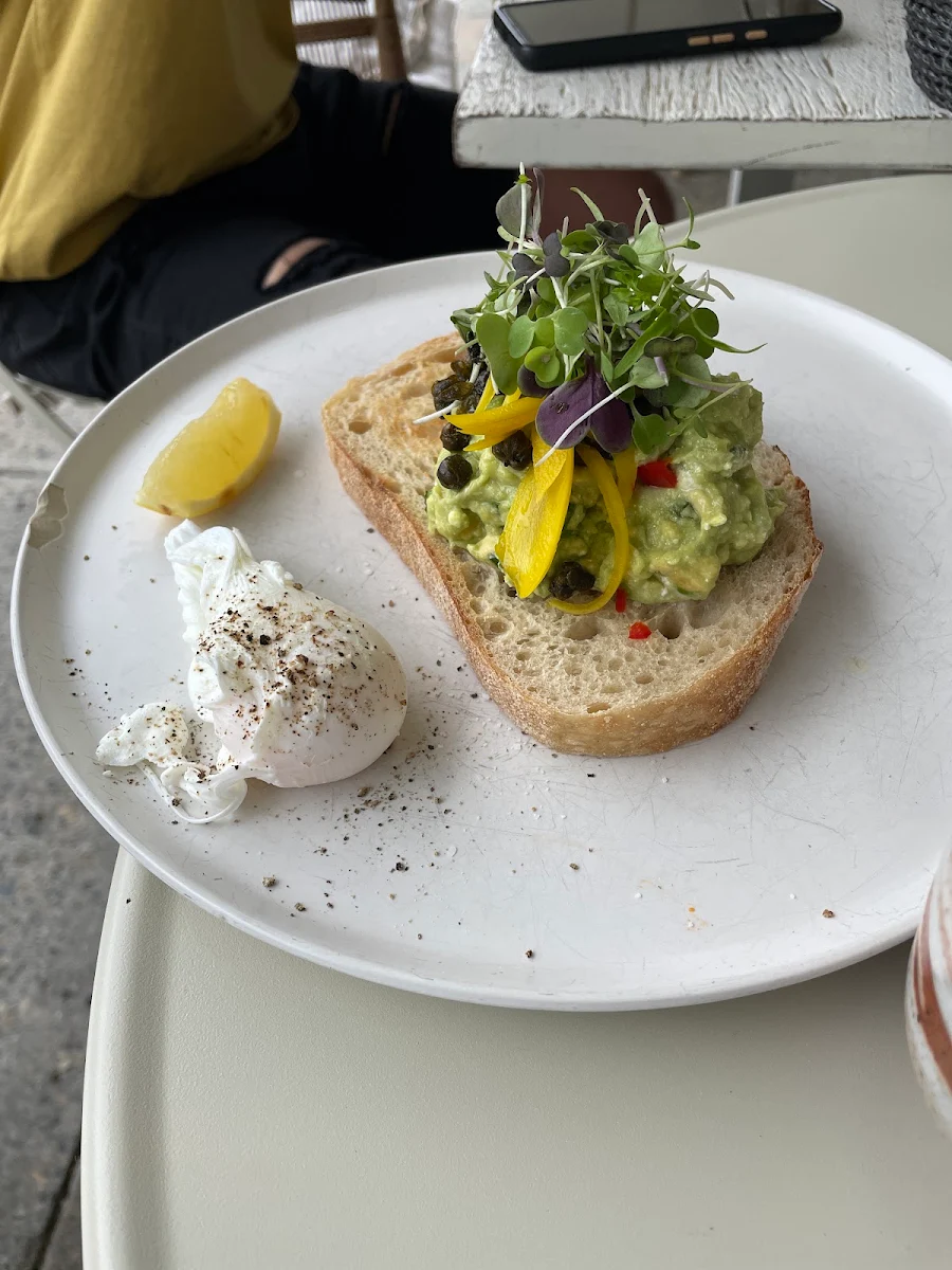 Herbed Avo Smash