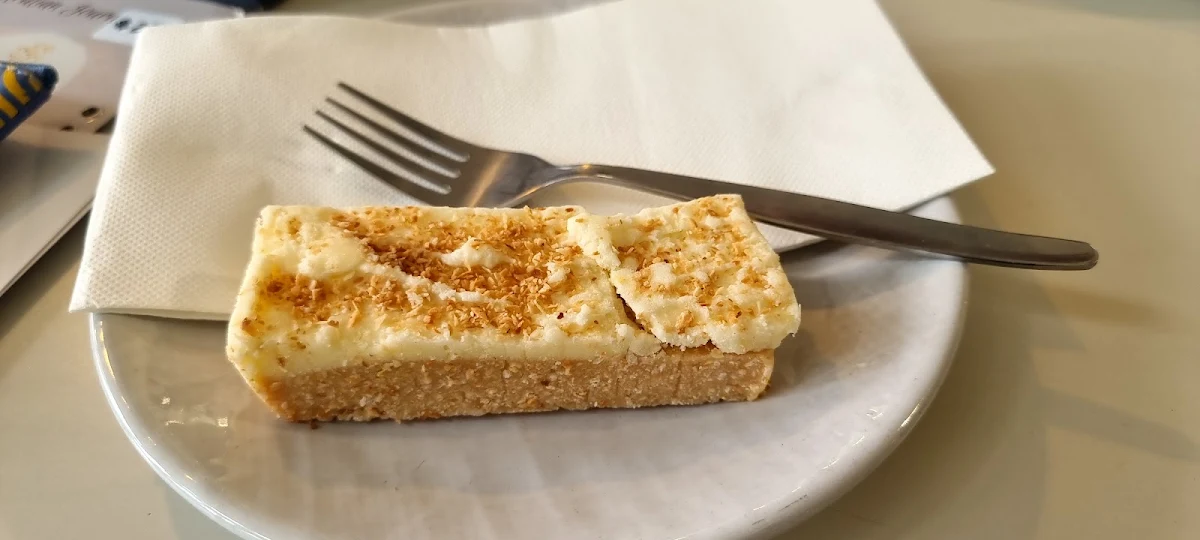Lemon Slice, Hanging Rock Cafe