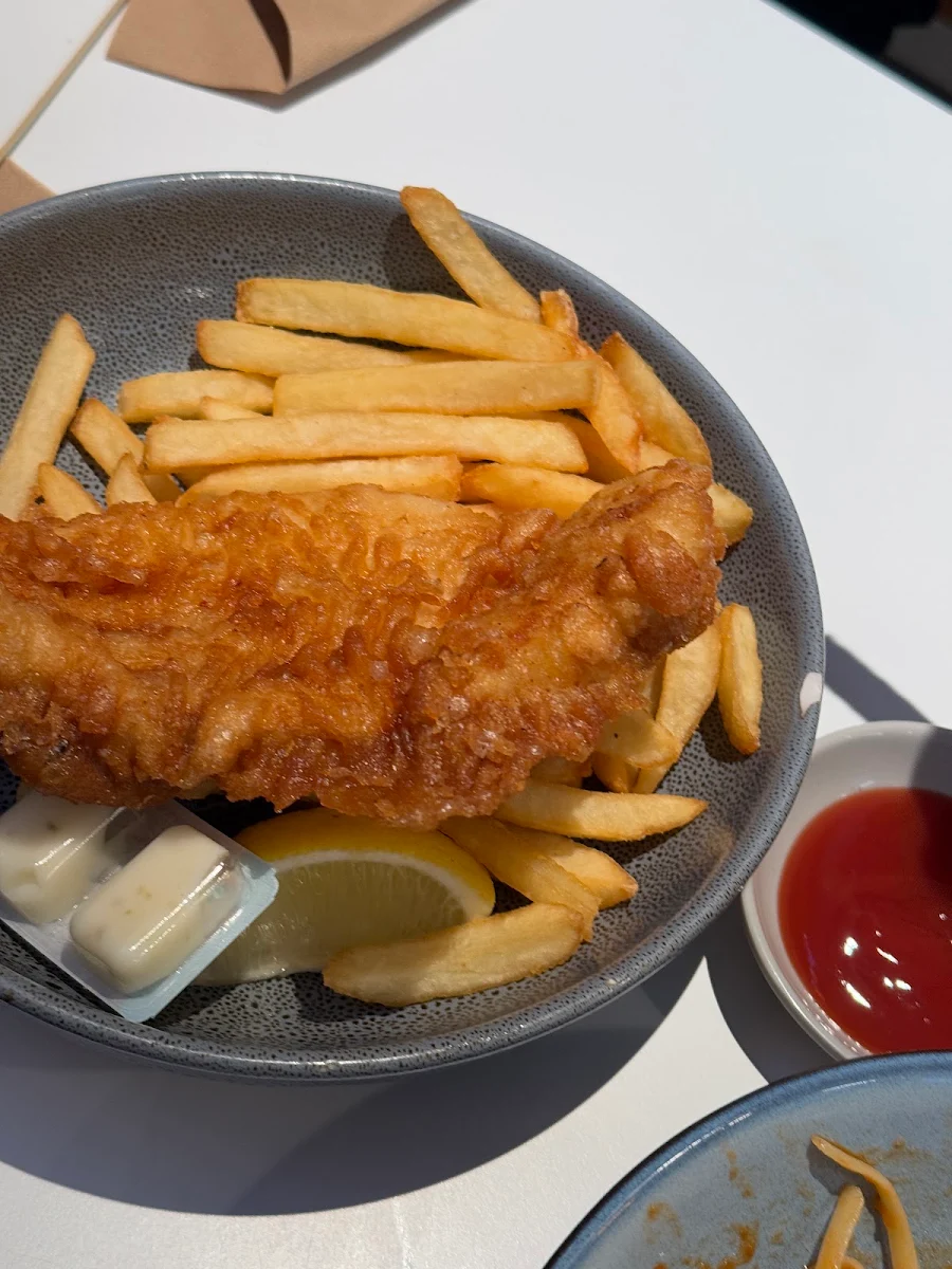 Flake & Chips, Fusion Space Café and Restaurant