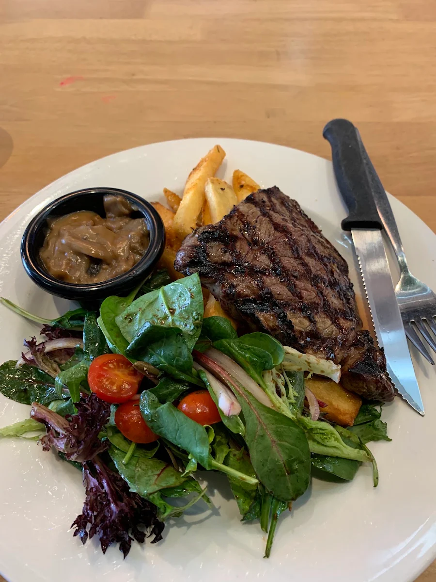 Medium Rare Steak with Mushroom Sauce