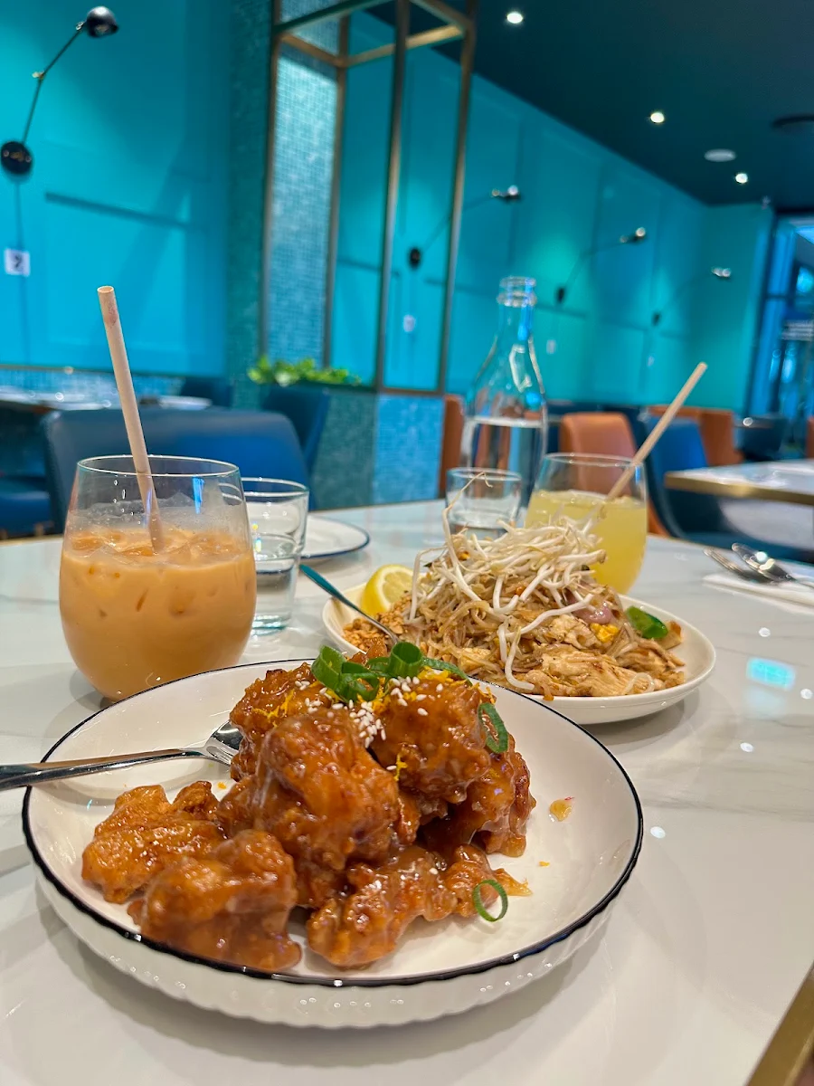 Chicken Pad Thai